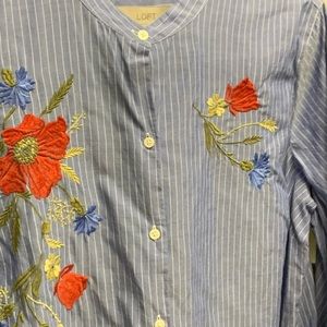 Women's Large denim casual classy chic blouse by Loft. No flaws excellent cndtn.